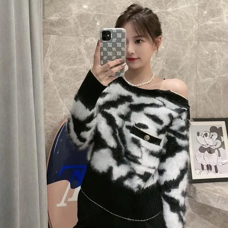 

Autumn and Winter New Style Small Fragrance Light Luxury Mohair Sweater Camellia Loose Lazy Style Wild Knit Top Tide
