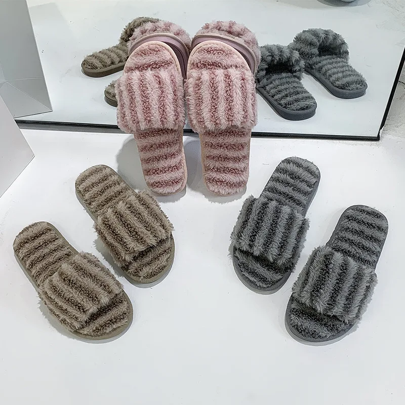 Color-blocking Plush Cotton Slippers Women's Autumn and Winter 2021 New Color Thick-soled Women Plush Slippers
Color-blocking Plush Cotton Slippers Women's Autumn and Winter 2021 New Color Thick-soled Women Plush Slippers