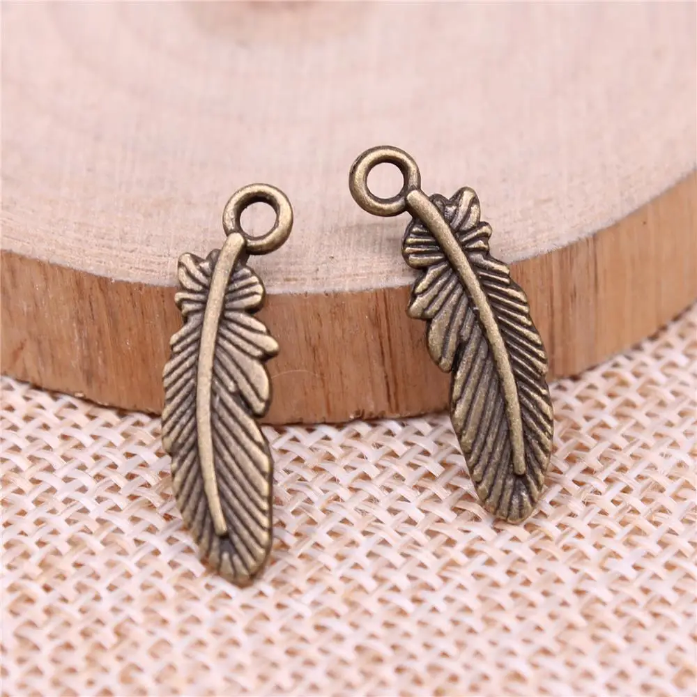 Feather Charms For Jewelry Making Findings Handmade DIY Craft 10pcs Antique Bronze Color 7x23mm
Feather Charms For Jewelry Making Findings Handmade DIY Craft 10pcs Antique Bronze Color 7x23mm