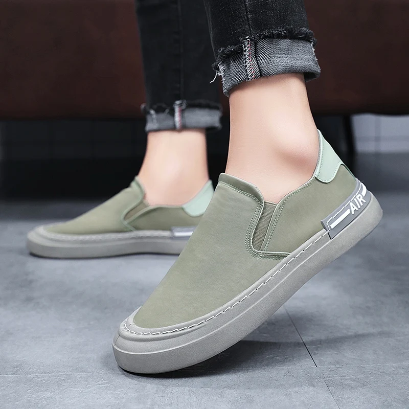 Summer Mens Fashion Shoes Oxford Fabric Men Slip on Footwear Breathable Flat Sneakers for Man Low Top Men Young Casual Shoes
Summer Mens Fashion Shoes Oxford Fabric Men Slip on Footwear Breathable Flat Sneakers for Man Low Top Men Young Casual Shoes
