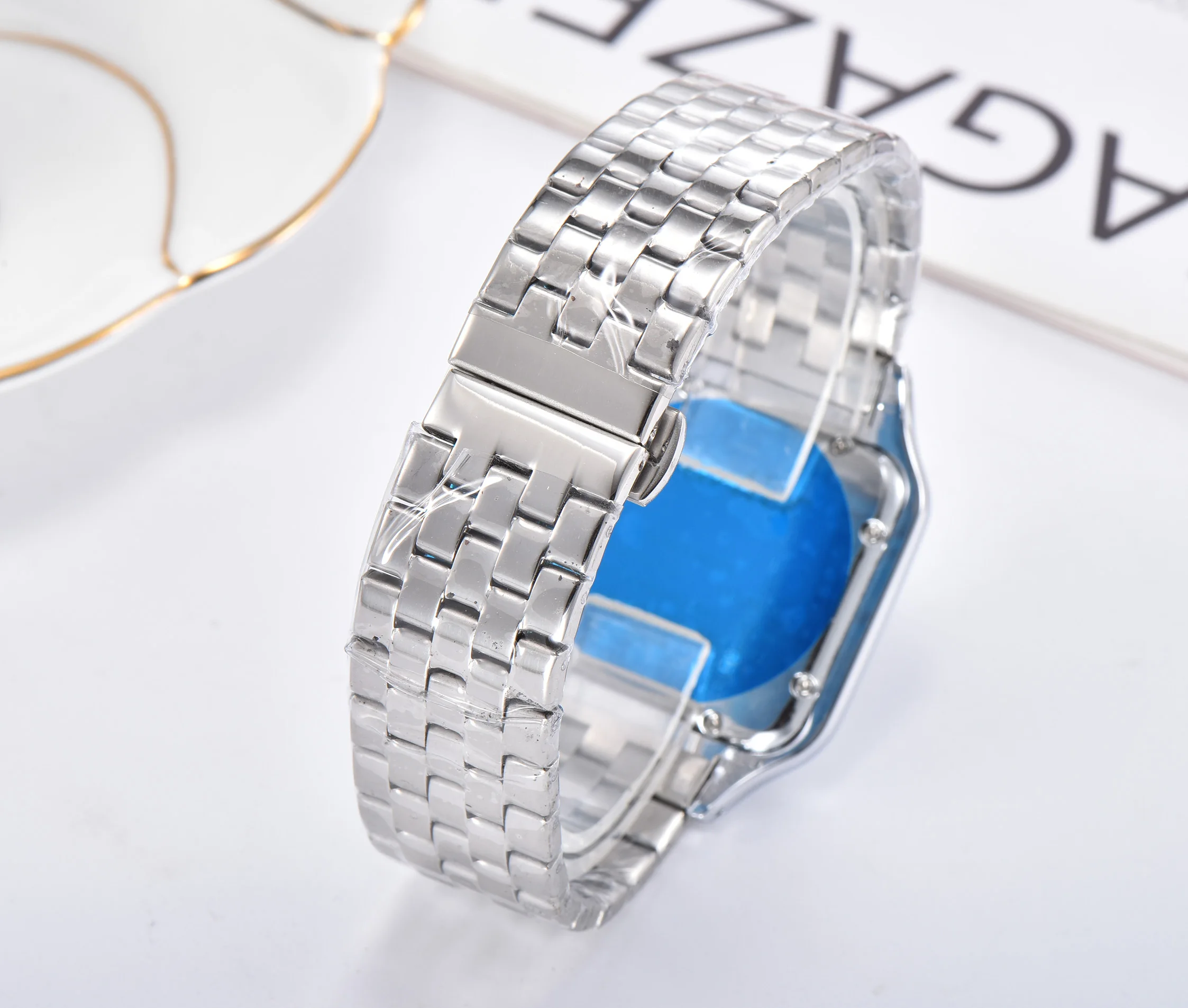 Classic Vintage Men Quartz Watch AAASquare Watch Men Stainless Steel Dial Luxury Clock Homme Reloj De Hombre with Gift Box
Classic Vintage Men Quartz Watch AAASquare Watch Men Stainless Steel Dial Luxury Clock Homme Reloj De Hombre with Gift Box