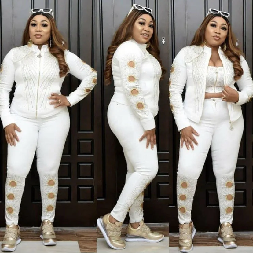 African Clothes for Women 2021 Summer African Women Plus Size Three Pieces Sets (coat+inner+pant)african Clothing
African Clothes for Women 2021 Summer African Women Plus Size Three Pieces Sets (coat+inner+pant)african Clothing