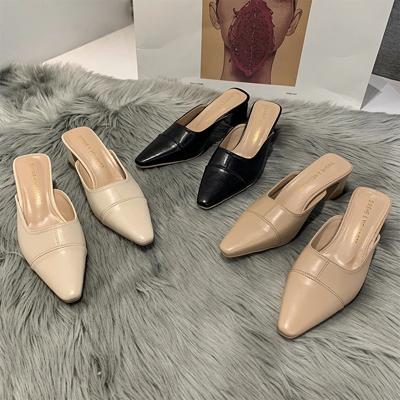 Med Shoes Woman 2021 Square heel Slippers Soft Luxury Slides Pointed Toe Female Mule Loafers Block Comfort Flat Designer Cover
Med Shoes Woman 2021 Square heel Slippers Soft Luxury Slides Pointed Toe Female Mule Loafers Block Comfort Flat Designer Cover