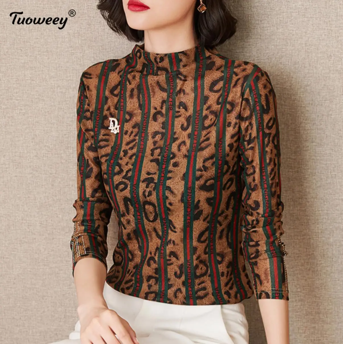 Long Sleeve Women Shirts Plus Size leopard 5XL Blouse Print Women Blouse Shirt Fashion ladies Blouses And Tops Office Blouse
Long Sleeve Women Shirts Plus Size leopard 5XL Blouse Print Women Blouse Shirt Fashion ladies Blouses And Tops Office Blouse