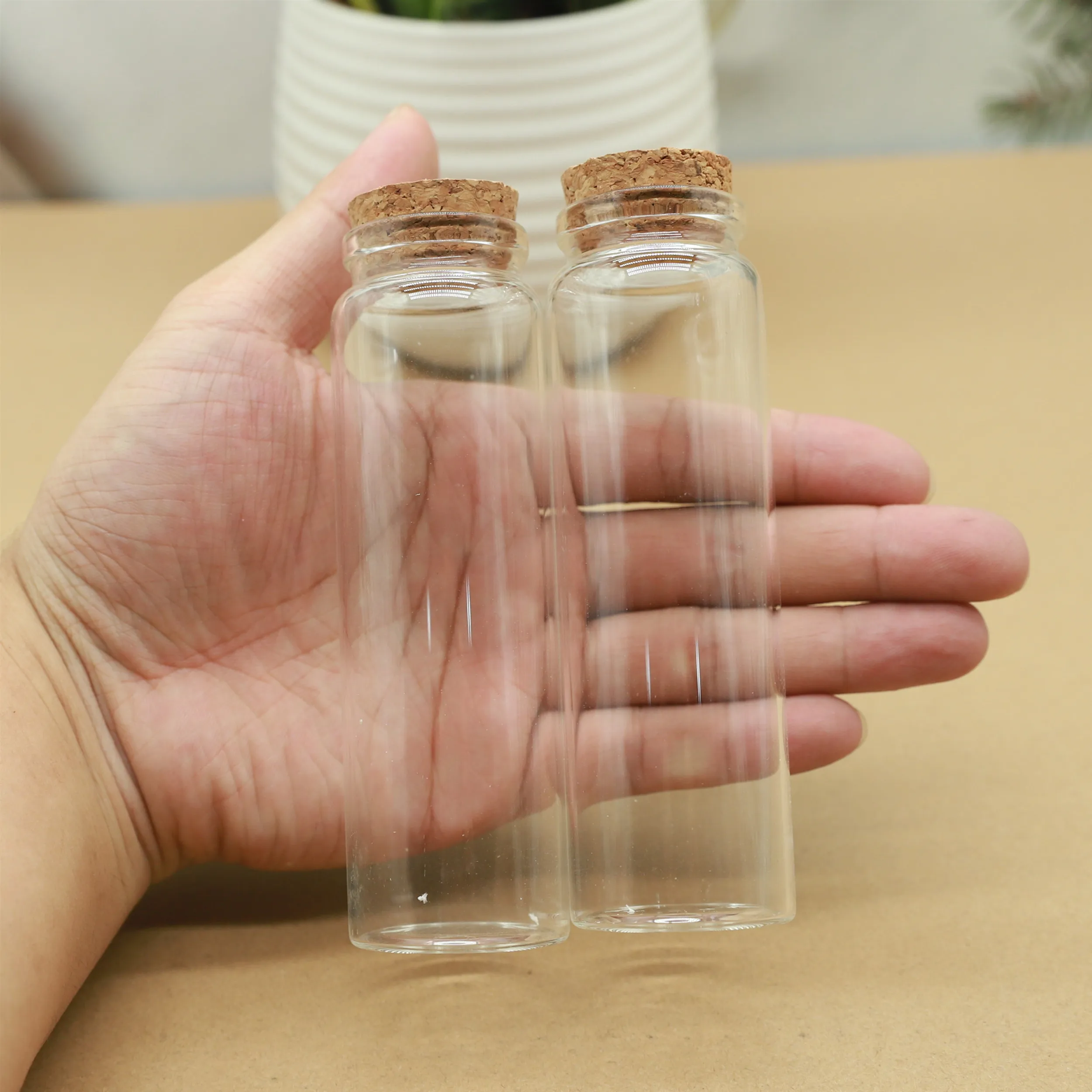 24 Pieces Glass Bottles 37*120mm 100ml Storage Jar for Spice Corks spicy Bottle Candy Containers Vials With Cork Stopper
24 Pieces Glass Bottles 37*120mm 100ml Storage Jar for Spice Corks spicy Bottle Candy Containers Vials With Cork Stopper