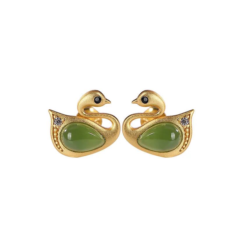 S925 sterling silver gold-plated natural Hetian jade green jade stud earrings cute niche temperament Swan Women's earrings
S925 sterling silver gold-plated natural Hetian jade green jade stud earrings cute niche temperament Swan Women's earrings