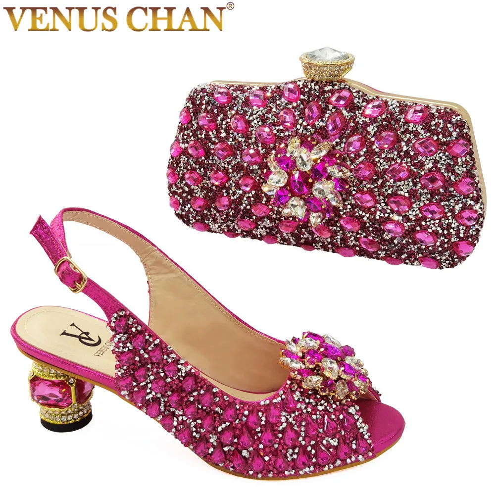 African Fashion design shoes matching bag high heel banquet shoes bags Nigeria ladies shoes and bags
African Fashion design shoes matching bag high heel banquet shoes bags Nigeria ladies shoes and bags