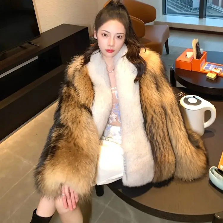 Celebrities Luxury Natural Fox fur Real Raccoon fur Jacket Fall winter Fashion classic fur Women jacket XY02
Celebrities Luxury Natural Fox fur Real Raccoon fur Jacket Fall winter Fashion classic fur Women jacket XY02
