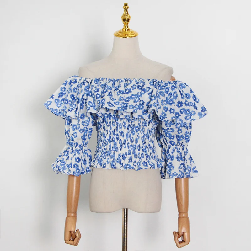 GALCAUR Print Shirt For Women Slash Neck Flare Three Quarter Sleeve Hit Color Ruched Ruffle Blouses Female Fashion 2021 Clothing
GALCAUR Print Shirt For Women Slash Neck Flare Three Quarter Sleeve Hit Color Ruched Ruffle Blouses Female Fashion 2021 Clothing