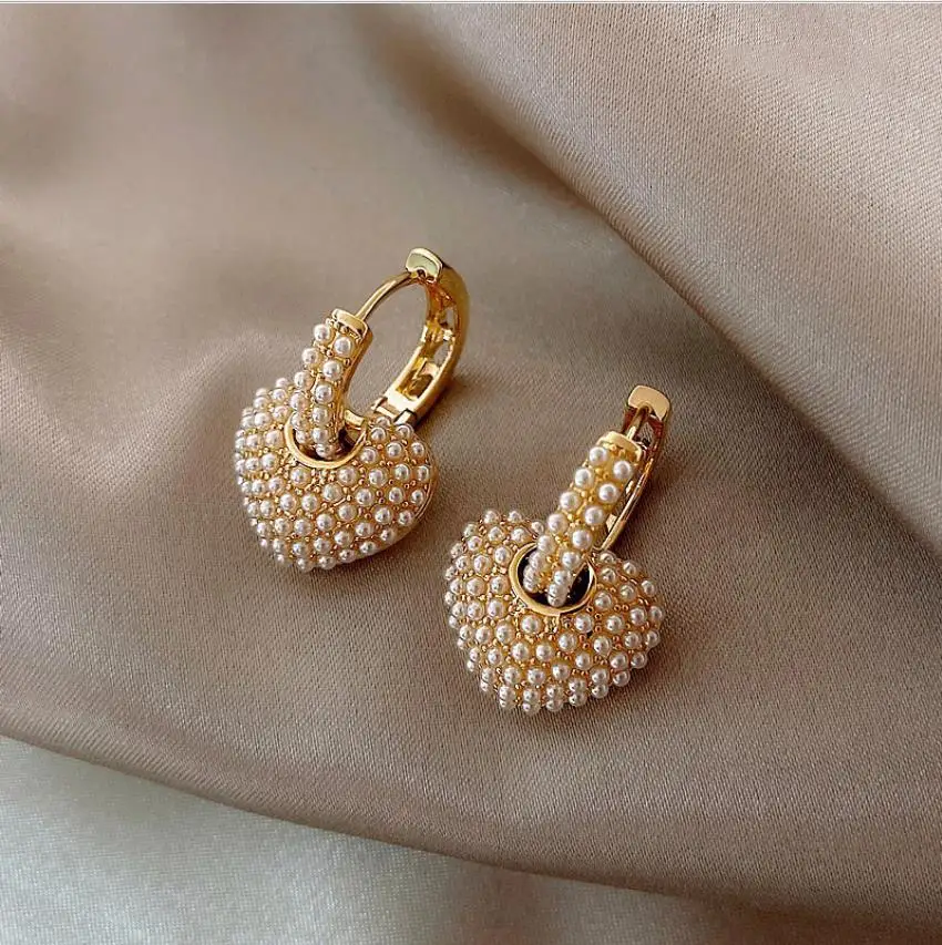 2022 fashion Celebrity Style Sweet Pearl Peach Heart Love Dangle Earrings For Woman Fashion Luxury Jewelry Unusual Earrings
2022 fashion Celebrity Style Sweet Pearl Peach Heart Love Dangle Earrings For Woman Fashion Luxury Jewelry Unusual Earrings