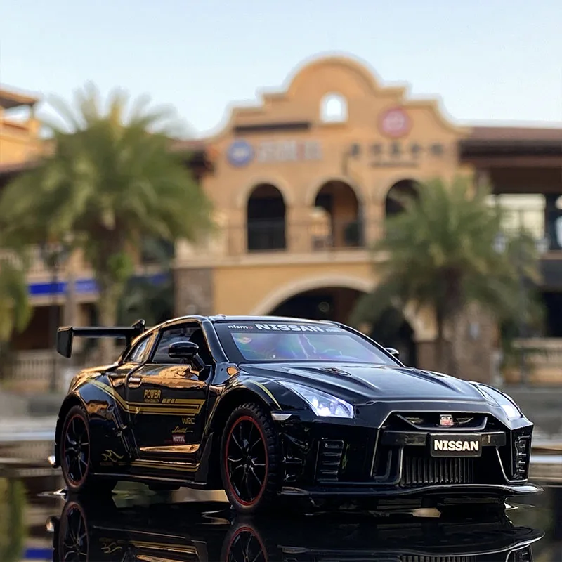 1/32 Ares Gtr R35 Alloy Car Model Nissan Metal Car Toys For Children Boys Sound Light Diecasts Toy Vehicles Decorations For Home
1/32 Ares Gtr R35 Alloy Car Model Nissan Metal Car Toys For Children Boys Sound Light Diecasts Toy Vehicles Decorations For Home