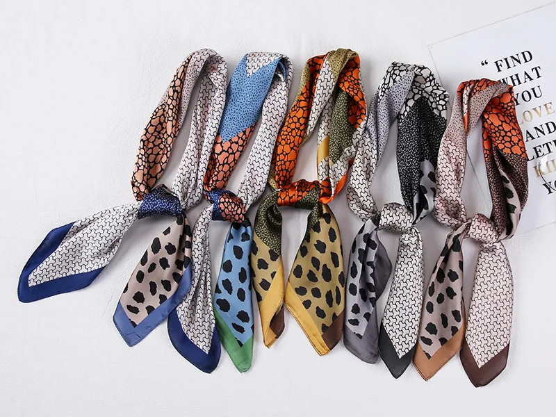 Квадратный шарф высокого качества для весны и лета, модная головная повязка, маленький шейный платок, шарфы, Женская шаль/шарфы 70*70 см
Квадратный шарф высокого качества для весны и лета, модная головная повязка, маленький шейный платок, шарфы, Женская шаль/шарфы 70*70 см