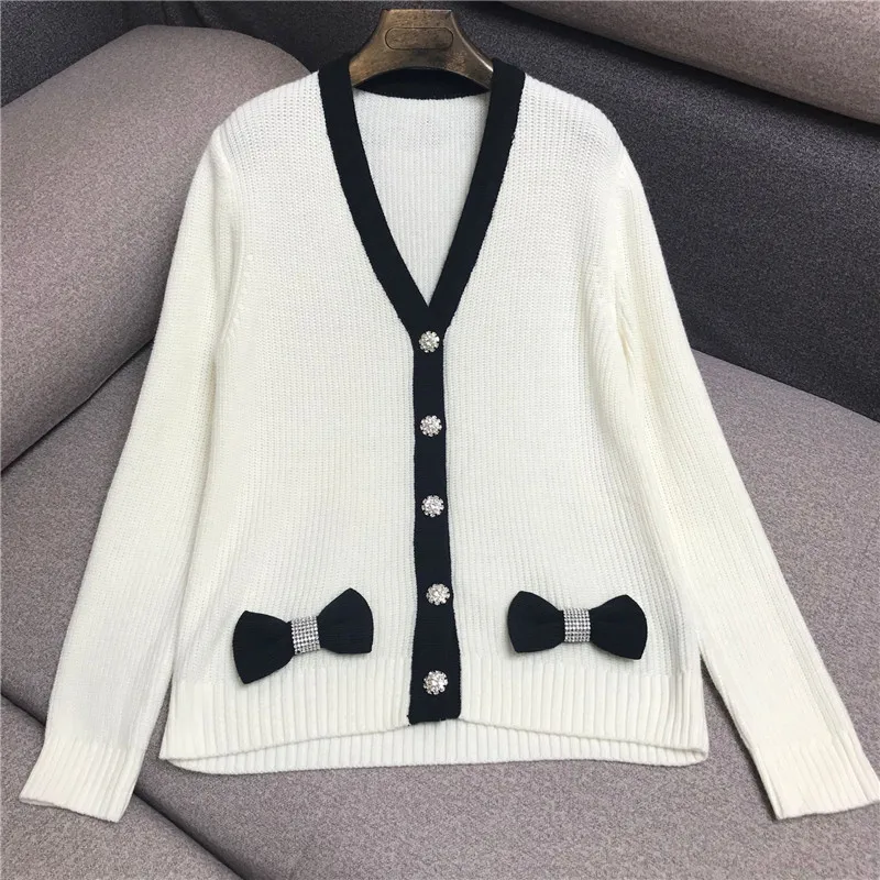 Knit Female Cardigan 2020 Korean Style Streetwear Knit Sweater Coat Cute Bow V Neck Knitted Cardigan Women Jacket
Knit Female Cardigan 2020 Korean Style Streetwear Knit Sweater Coat Cute Bow V Neck Knitted Cardigan Women Jacket