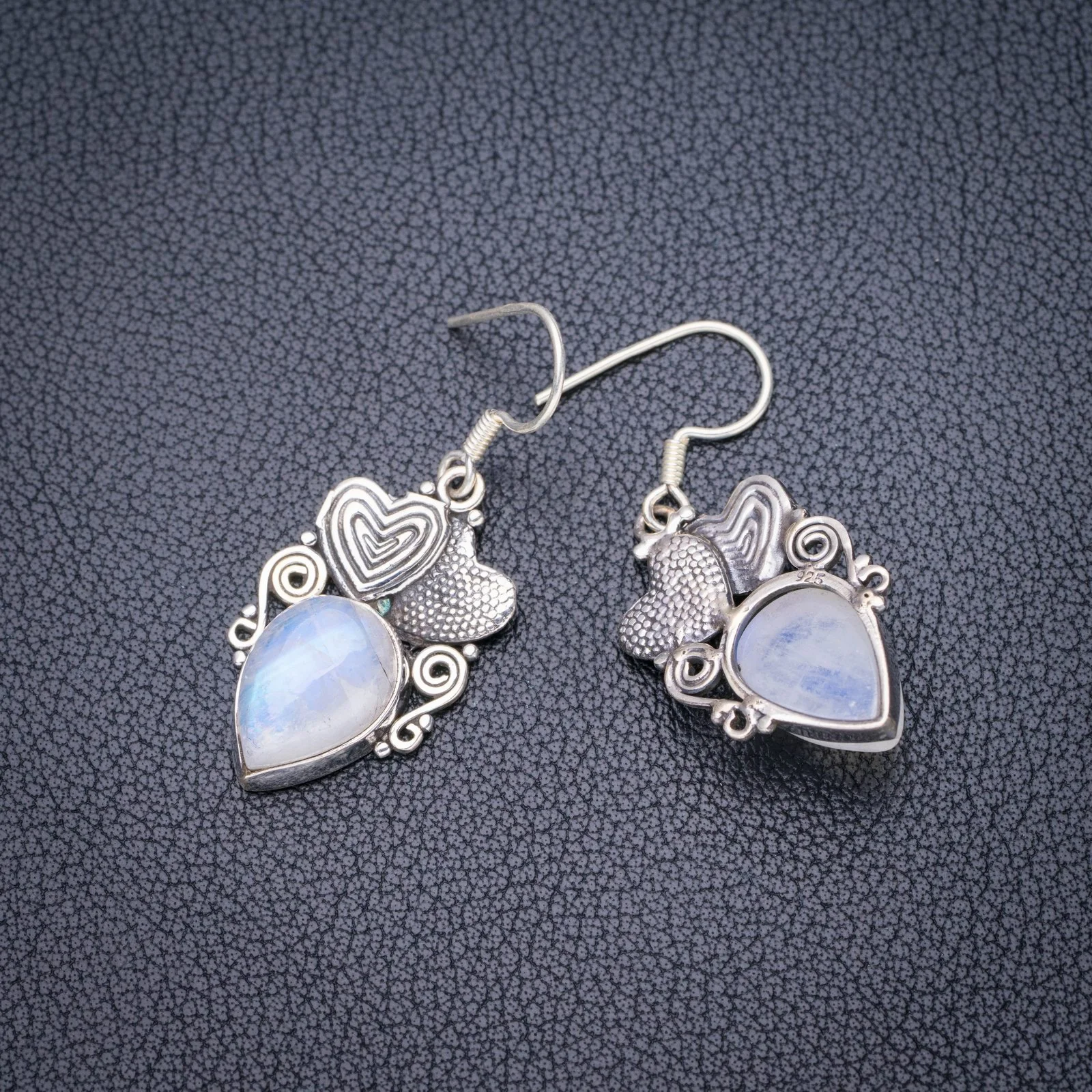 StarGems Natural Moonstone Love Shape Handmade 925 Sterling Silver Earrings 1.75" E5570
StarGems Natural Moonstone Love Shape Handmade 925 Sterling Silver Earrings 1.75" E5570