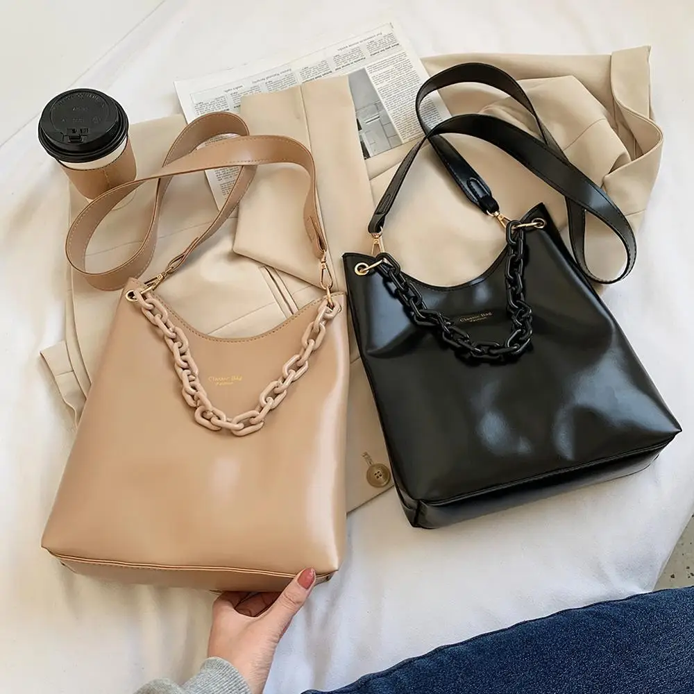 Fashion PU Leather Shoulder Messenger Bag Women Solid Color Bucket Casual Street Large Capacity Thick Chain Crossbody Handbags
Fashion PU Leather Shoulder Messenger Bag Women Solid Color Bucket Casual Street Large Capacity Thick Chain Crossbody Handbags