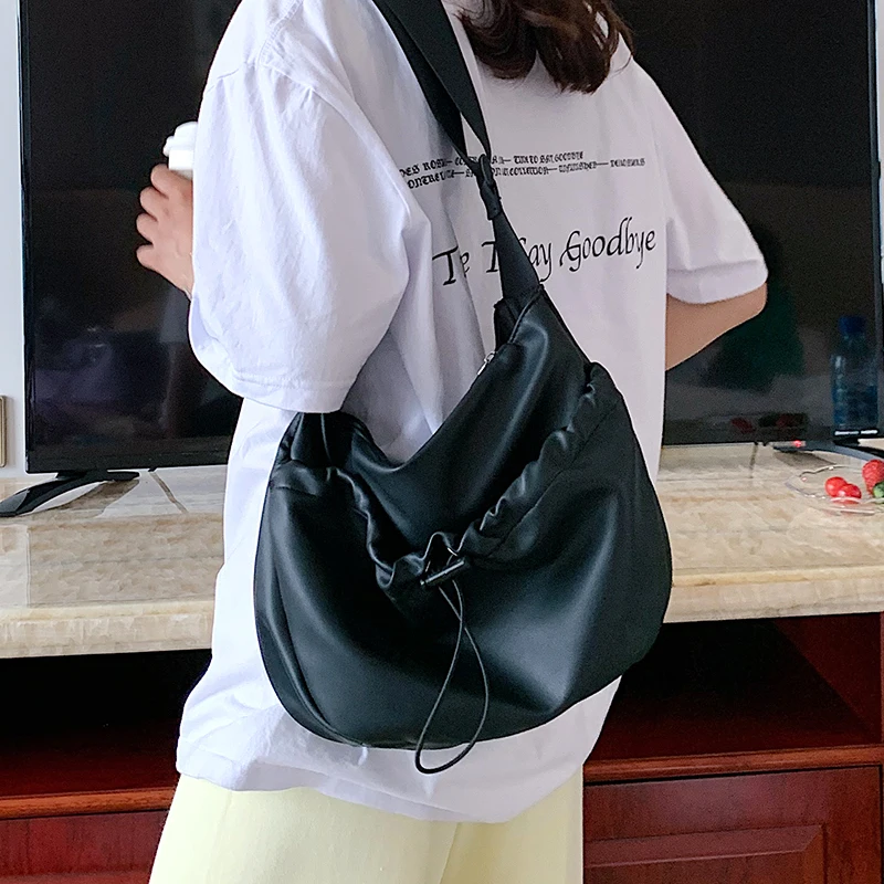YANIGELAN Fashion Large-Lapacity Ladies Handbags Female Daily Leather Shopping Pack Travel Shoulder Messenger Women's Bags сумка
YANIGELAN Fashion Large-Lapacity Ladies Handbags Female Daily Leather Shopping Pack Travel Shoulder Messenger Women's Bags сумка