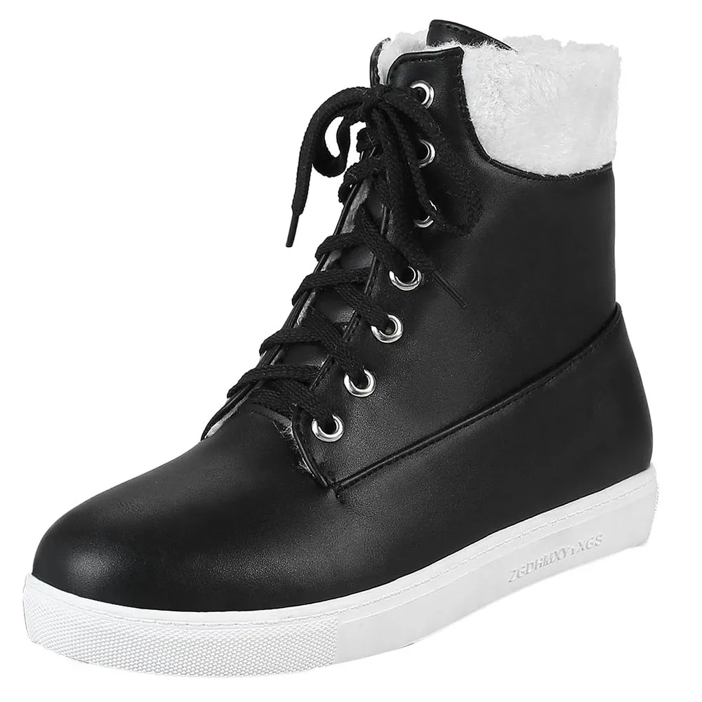 Autumn And Winter Women's Flat Skateboarding Shoe Leisure Keep Warm Lace-UP Ladies Short Boot Walking Athletics Sports Sneakers 
Autumn And Winter Women's Flat Skateboarding Shoe Leisure Keep Warm Lace-UP Ladies Short Boot Walking Athletics Sports Sneakers