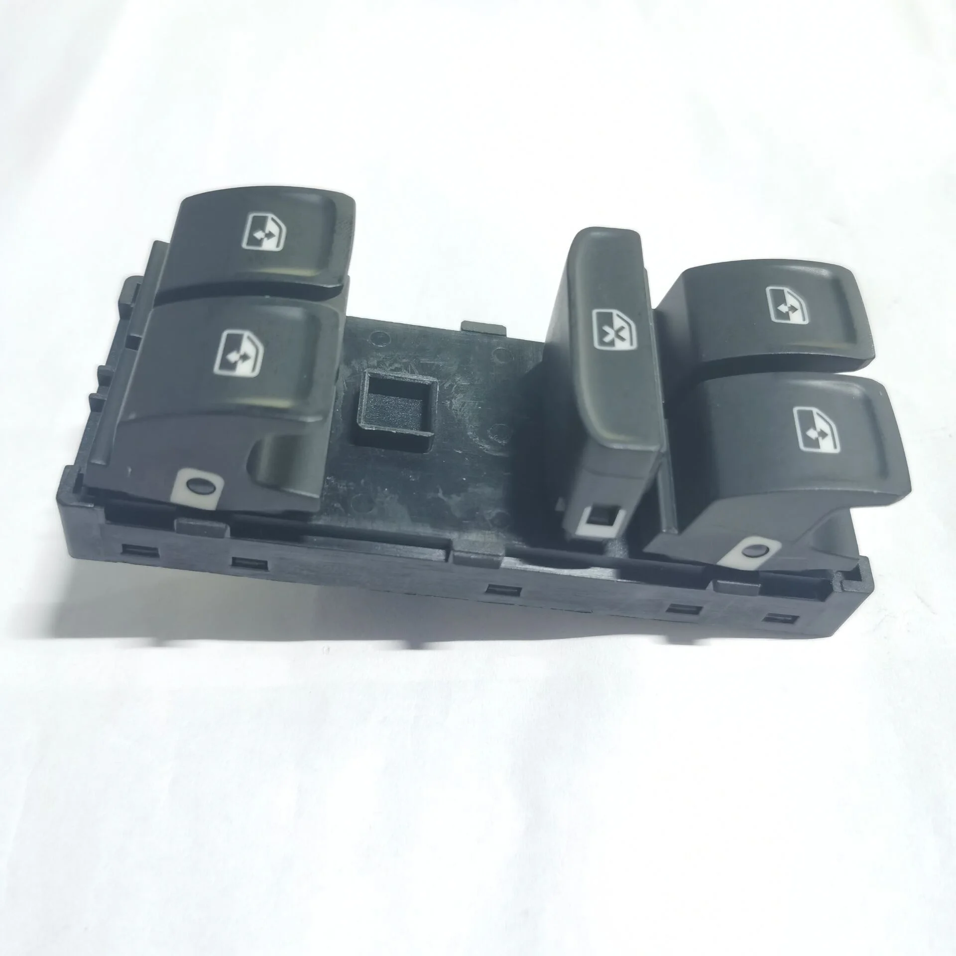 It Is Suitable for Volkswagen Xinbora 16 Window Regulator Switch Electric Door Switch 18g 959 857 f
It Is Suitable for Volkswagen Xinbora 16 Window Regulator Switch Electric Door Switch 18g 959 857 f