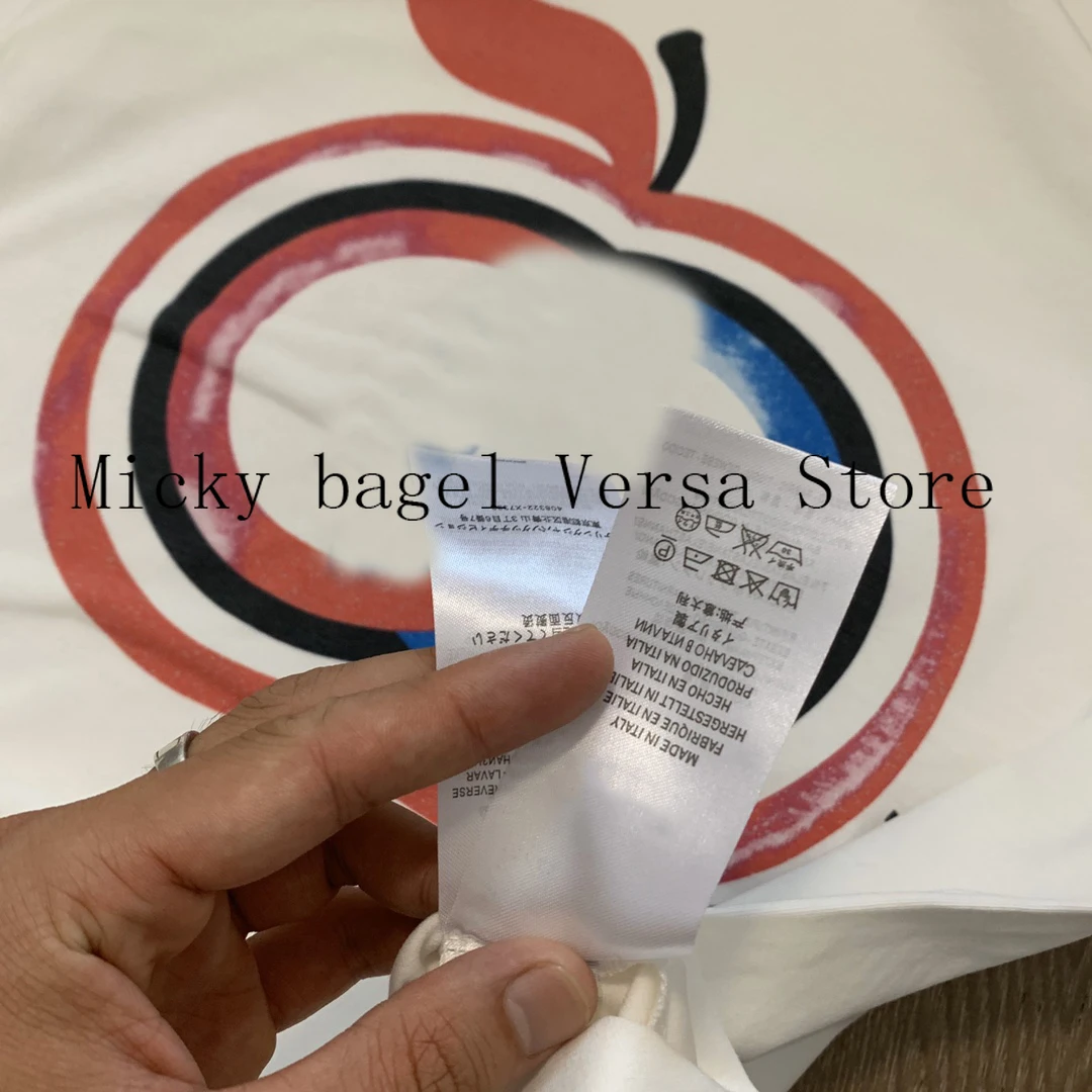 2021 luxury brand cartoon Apple print fashion women's top temperament round neck versatile loose Casual Short Sleeve T-Shirt
2021 luxury brand cartoon Apple print fashion women's top temperament round neck versatile loose Casual Short Sleeve T-Shirt