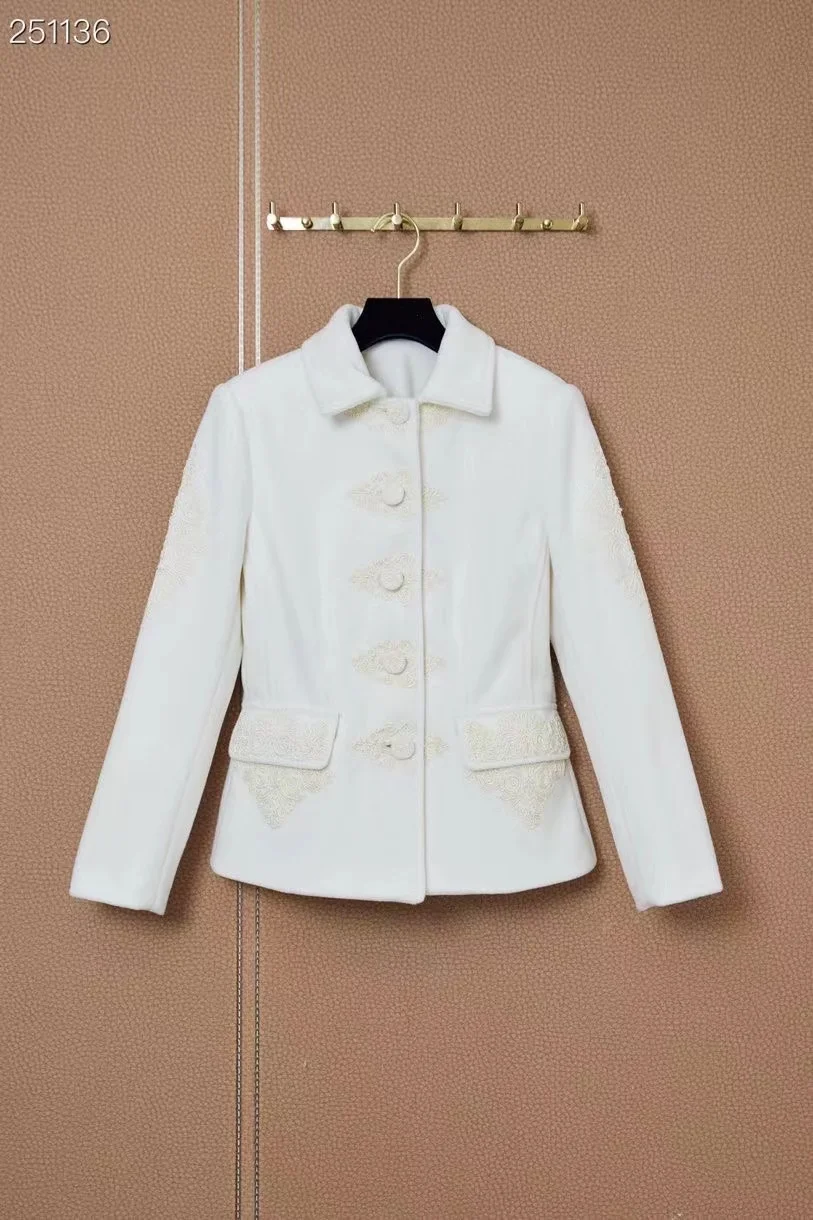 Fyion Fashion Women Blazer Jackets 2022 Spring Runway Luxury European Design Single Breasted Party Style Women Flowers Coat
Fyion Fashion Women Blazer Jackets 2022 Spring Runway Luxury European Design Single Breasted Party Style Women Flowers Coat