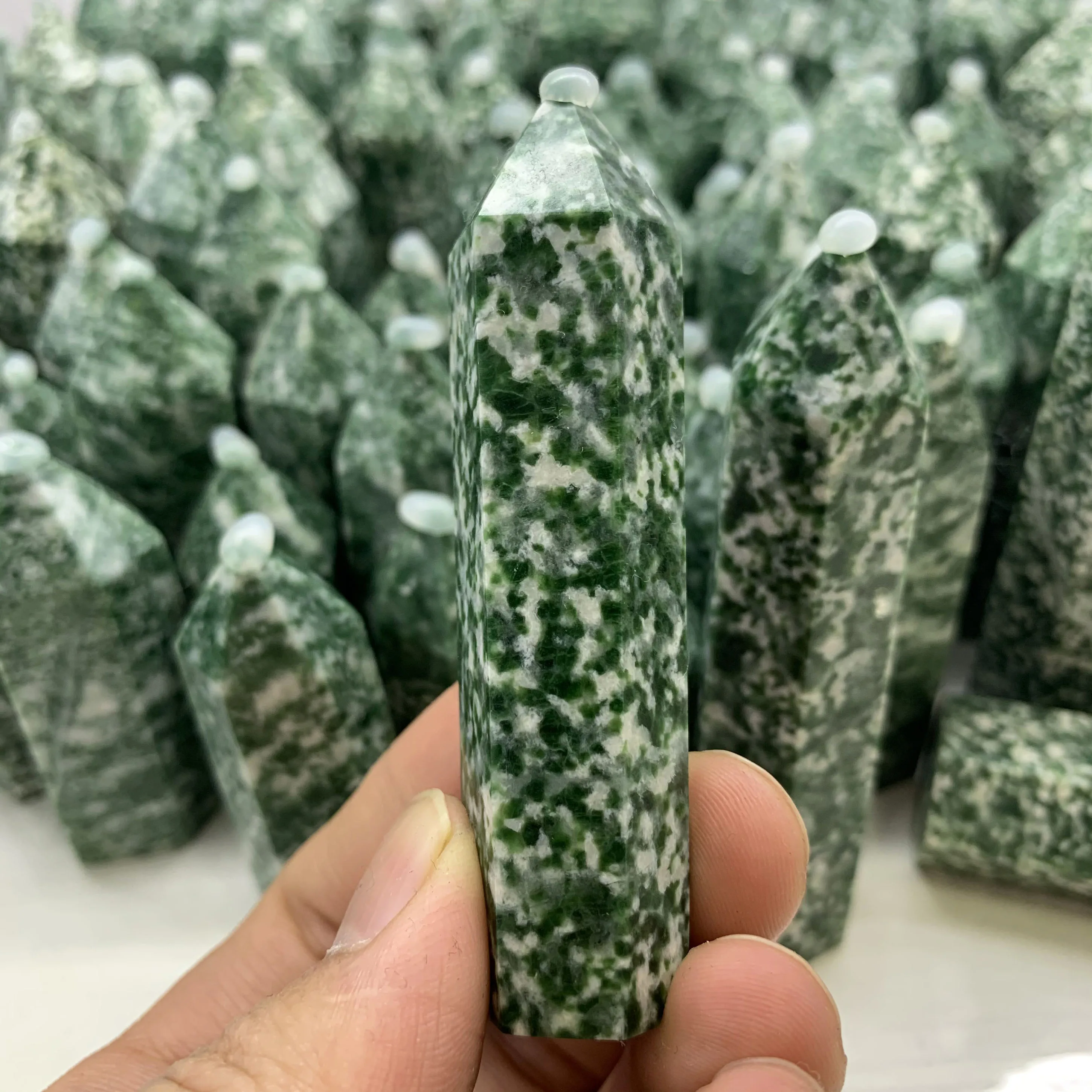 Hot Sell Natural Green Jasper Calcite Healing Crystal Cyan jasper Point Minerale Gemstone For Home Decor
Hot Sell Natural Green Jasper Calcite Healing Crystal Cyan jasper Point Minerale Gemstone For Home Decor