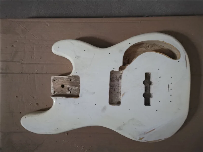 Afanti Music DIY guitar DIY Electric guitar body (MW-422)
Afanti Music DIY guitar DIY Electric guitar body (MW-422)