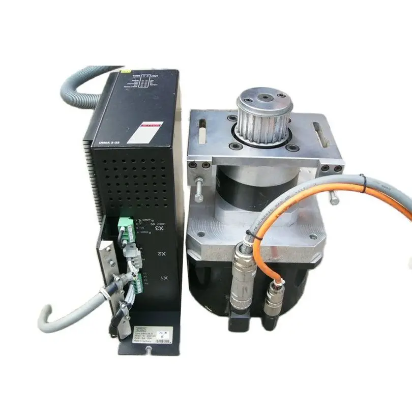 JETTER DIMA3-ES-32 Sevo Драйвер + Kollmorgen Bautz серводвигатель переменного тока F1004F-0S101-7000-0
JETTER DIMA3-ES-32 Sevo Драйвер + Kollmorgen Bautz серводвигатель переменного тока F1004F-0S101-7000-0