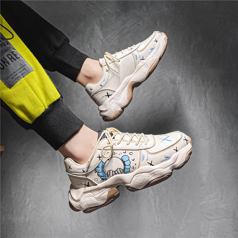 New Arrival Lovers Casual Shoes Tenis Sneakers Trendy Fashion Cartoon Trainers Couple Size 36-44 Soft Breathable Walking Shoes
New Arrival Lovers Casual Shoes Tenis Sneakers Trendy Fashion Cartoon Trainers Couple Size 36-44 Soft Breathable Walking Shoes