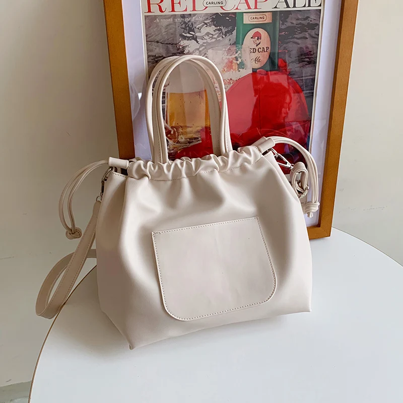 Brand Designer Casual Drawstring White Bucket Bag Luxury Leather Handbags Women Messenger Bags Simple Female Tote Shoulder Bag
Brand Designer Casual Drawstring White Bucket Bag Luxury Leather Handbags Women Messenger Bags Simple Female Tote Shoulder Bag