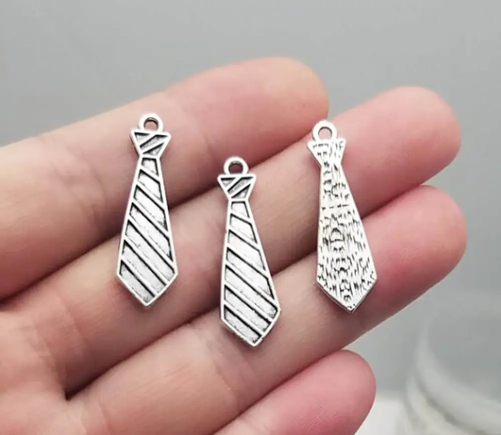 40pcs/lot--30x9mm, Antique silver plated necktie tie charms,DIY supplies,Jewelry accessories
40pcs/lot--30x9mm, Antique silver plated necktie tie charms,DIY supplies,Jewelry accessories
