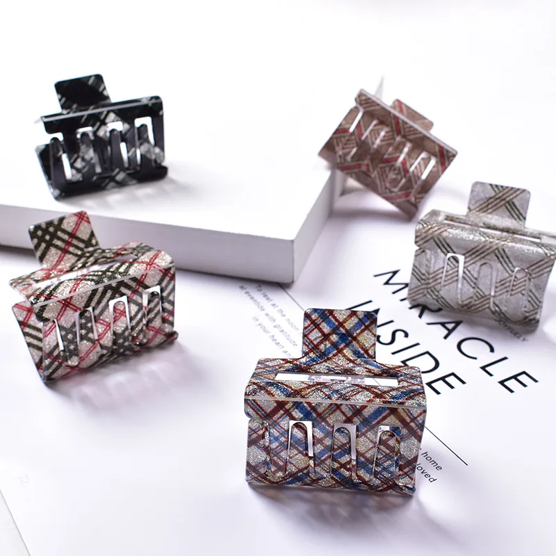 Заколки для волос Зажимы плед Мода, волосы на заколках для наращивания коготь банан зажим для Для женщин и девочек аксессуары для волос BG013004
Заколки для волос Зажимы плед Мода, волосы на заколках для наращивания коготь банан зажим для Для женщин и девочек аксессуары для волос BG013004