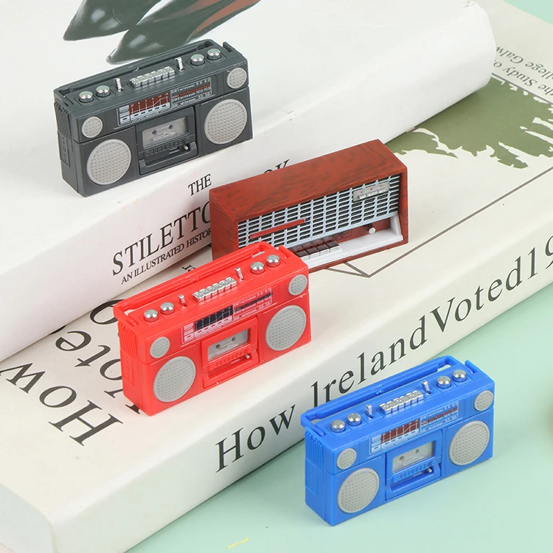 Dollhouse Mini Nostalgic Radio Model for Dollhouse Living Room Furniture Decoration Accessory
Dollhouse Mini Nostalgic Radio Model for Dollhouse Living Room Furniture Decoration Accessory