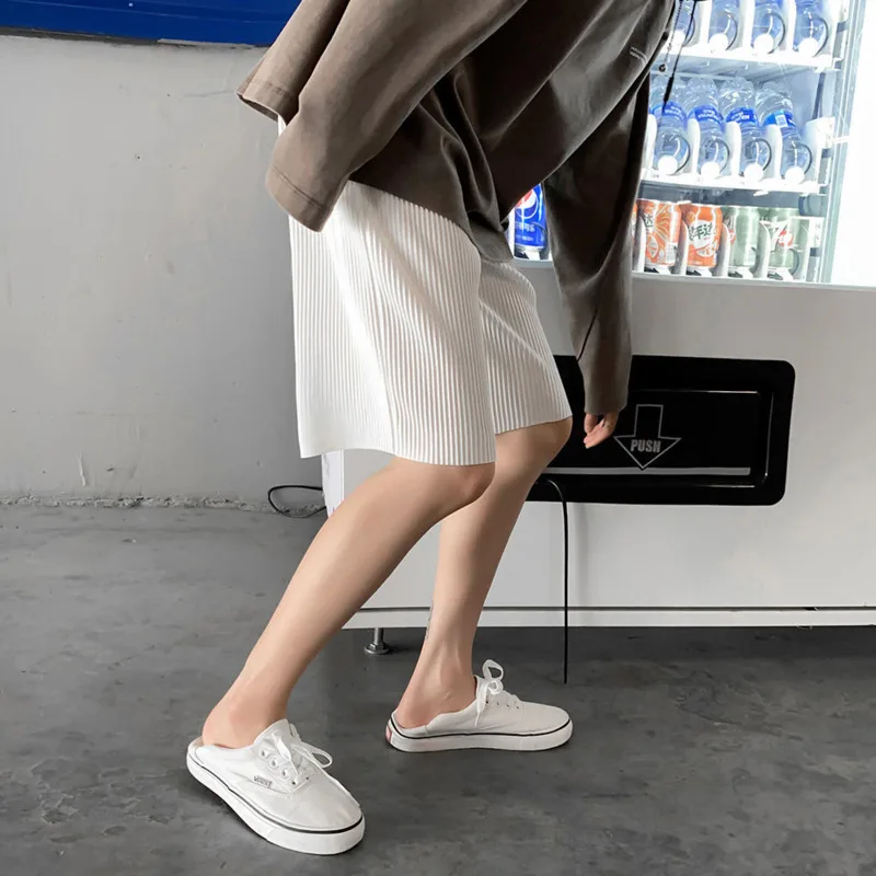 Summer Pleated Shorts Men's Fashion Casual Shorts Men Streetwear Korean Loose Hip-hop Straight Wide-leg Shorts Mens S-3XL
Summer Pleated Shorts Men's Fashion Casual Shorts Men Streetwear Korean Loose Hip-hop Straight Wide-leg Shorts Mens S-3XL