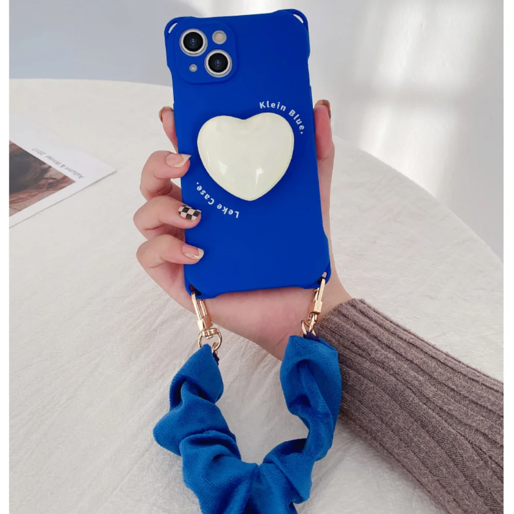 Klein Blue Phone Case With Love Heart Holder Pleated Chain for iPhone13/ pro/ Max / 12 / 11 / XS / XR / 8p
Klein Blue Phone Case With Love Heart Holder Pleated Chain for iPhone13/ pro/ Max / 12 / 11 / XS / XR / 8p