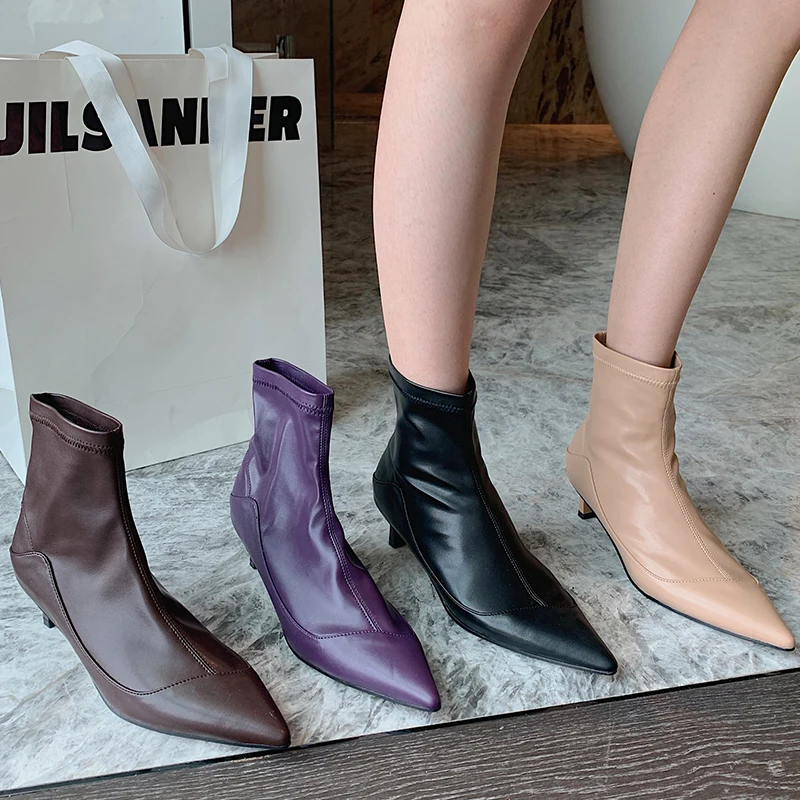 Women Modern Stretch Boots 2021 Autumn Winter Pointed Toe Low Heels Shoes Female Zip Shoes Ladies Ankle Short Chelsea Boots
Women Modern Stretch Boots 2021 Autumn Winter Pointed Toe Low Heels Shoes Female Zip Shoes Ladies Ankle Short Chelsea Boots