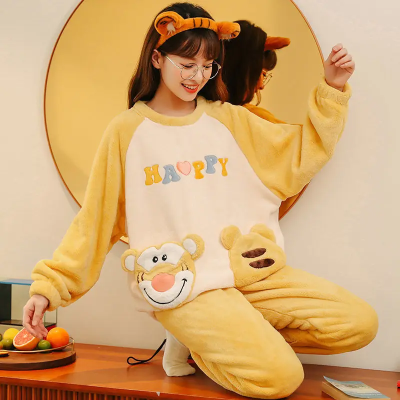 Sleepwear Women's Cotton Cute Kawaii Pajama for Families Winter Nightgown Thermal Underwear Trouser Suit Pijama Sets Home Wear
Sleepwear Women's Cotton Cute Kawaii Pajama for Families Winter Nightgown Thermal Underwear Trouser Suit Pijama Sets Home Wear