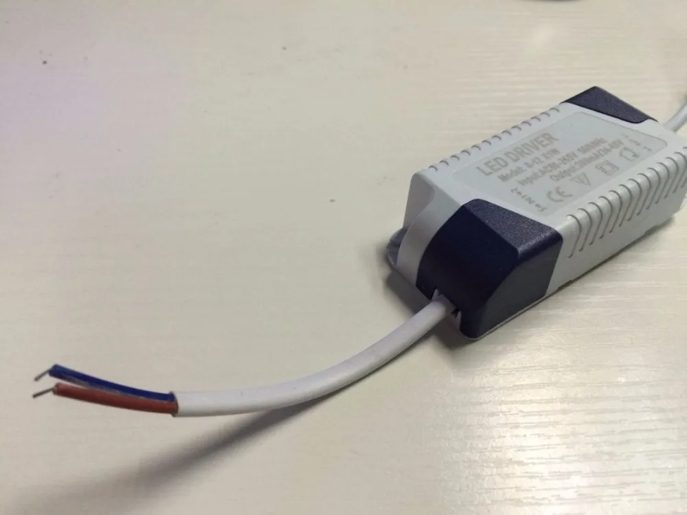 2pcs 8-12*1W LED Driver Light Power Supply 100-265V 300mA DC44 V For LED Lighting
2pcs 8-12*1W LED Driver Light Power Supply 100-265V 300mA DC44 V For LED Lighting