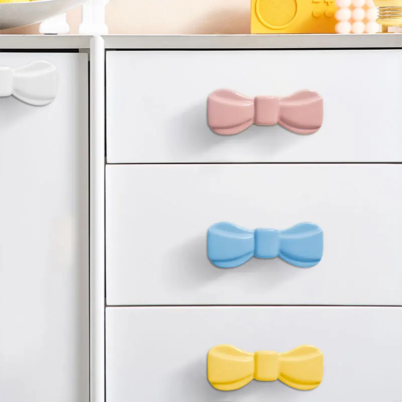 Ceramic Colorful Cabinet Handle For Kids Cute Cartoon Wardrobe Handles Children's Room Drawer Pull Pink Blue Yellow Door Knob
Ceramic Colorful Cabinet Handle For Kids Cute Cartoon Wardrobe Handles Children's Room Drawer Pull Pink Blue Yellow Door Knob