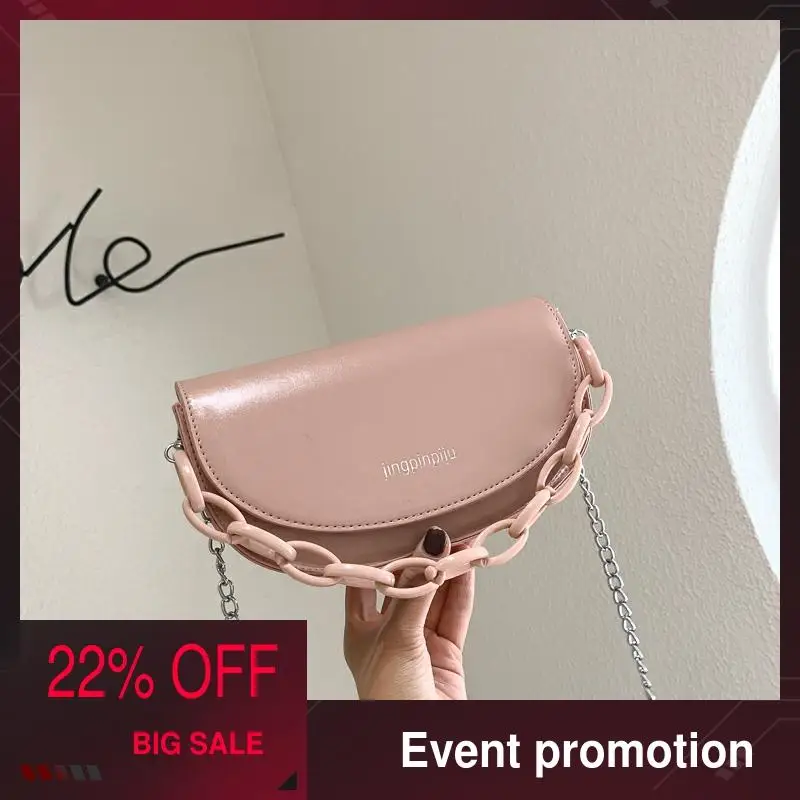Summer 2020 ladies leather coin purse semicircular baguette bag retro luxury style handbag makeup perfume messenger shoulder bag
Summer 2020 ladies leather coin purse semicircular baguette bag retro luxury style handbag makeup perfume messenger shoulder bag