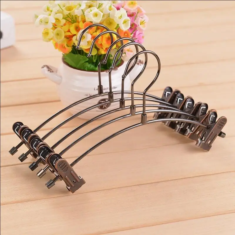 Vintage Metal Children Clothes Hanger Trousers Rack Anti-slip Clothespin Pants Clip
Vintage Metal Children Clothes Hanger Trousers Rack Anti-slip Clothespin Pants Clip