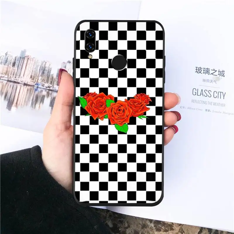 Checkerboard Plaid Checked flame letter Phone Case For Huawei honor Mate P 10 20 30 40 Pro 10i 9 10 20 8 x Lite Luxury brand
Checkerboard Plaid Checked flame letter Phone Case For Huawei honor Mate P 10 20 30 40 Pro 10i 9 10 20 8 x Lite Luxury brand