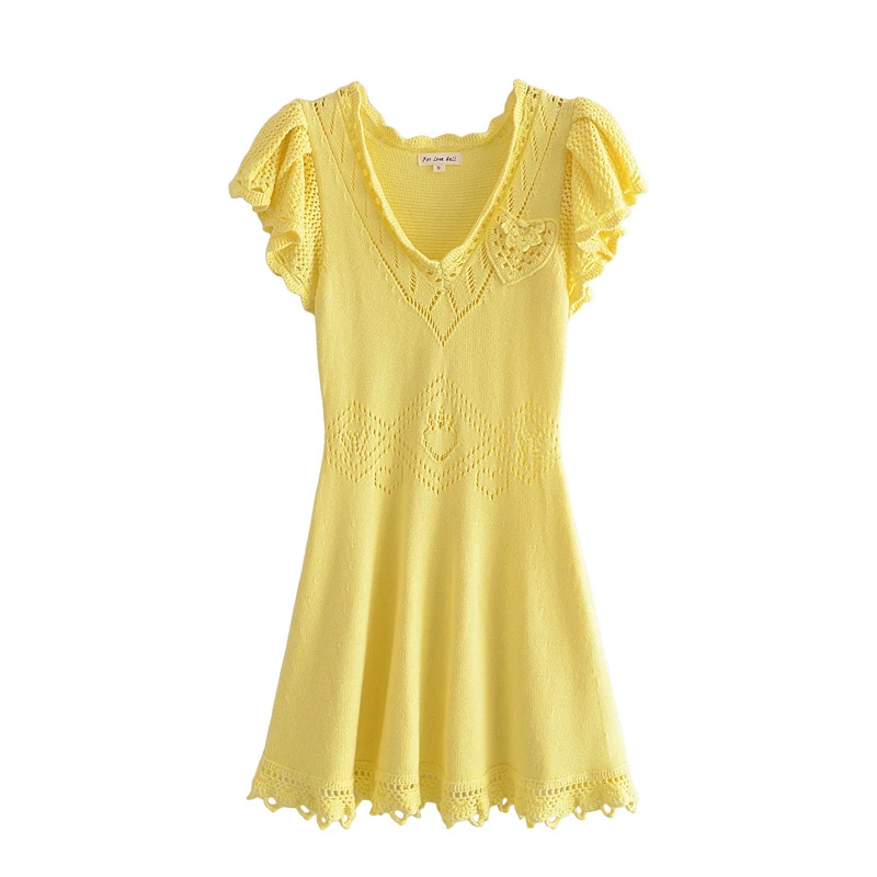 French 2021 Fashion New Autumn Vintage V-Neck Butterfly Sleeve Hollow Out Lace Slim Waist Knit Women Dress Solid Color Vestido
French 2021 Fashion New Autumn Vintage V-Neck Butterfly Sleeve Hollow Out Lace Slim Waist Knit Women Dress Solid Color Vestido
