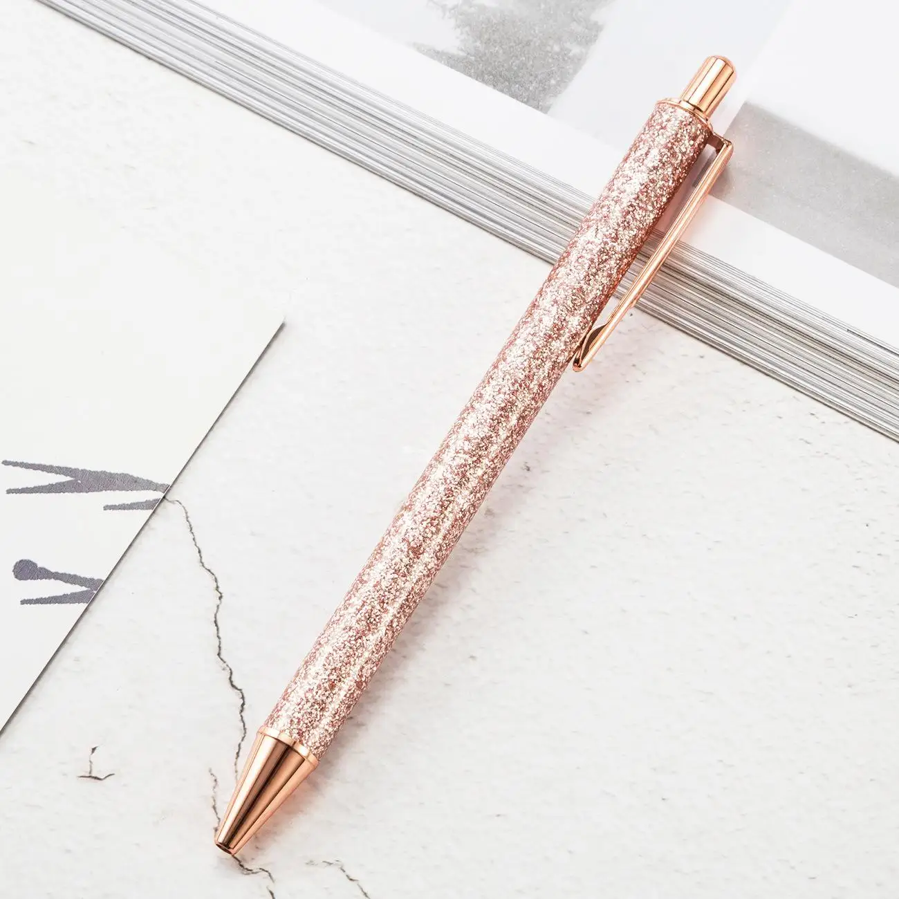 1pcs Ball Pens Glitter Metal Ballpen Ballpoint Pens Student Ballpoint Pens For School Stationery Office Supplies 1.0mm Writing
1pcs Ball Pens Glitter Metal Ballpen Ballpoint Pens Student Ballpoint Pens For School Stationery Office Supplies 1.0mm Writing