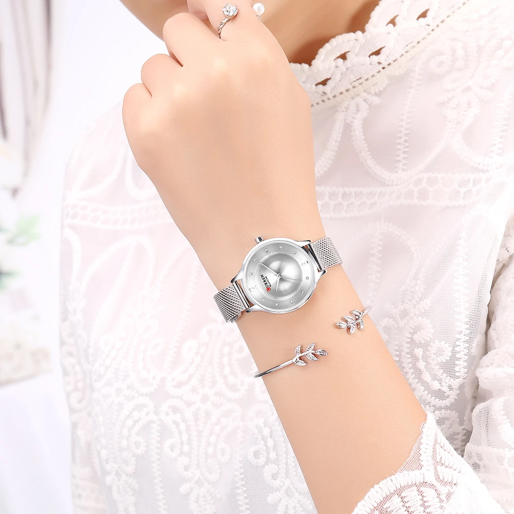 CURREN Exquisite Simple Ladies Watch Silver Stainless Steel Analog Quartz Watches Woman Top Brand Luxury Clock Relogio Feminino
CURREN Exquisite Simple Ladies Watch Silver Stainless Steel Analog Quartz Watches Woman Top Brand Luxury Clock Relogio Feminino