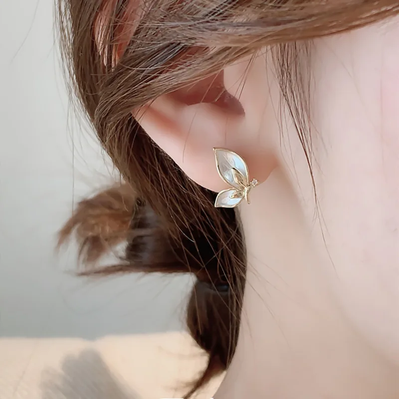 ZDMXJL 2021 New Fashion Women Earring Stud Sweet Elegant Butterfly Earrings For Women Jewelry Girl Gift Stainless steel earring
ZDMXJL 2021 New Fashion Women Earring Stud Sweet Elegant Butterfly Earrings For Women Jewelry Girl Gift Stainless steel earring