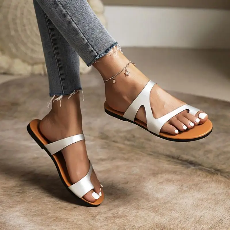 Summer New Women Slippers Fashion Comfort Casual Flat Ladies Shoes Solid Color Casual Flip Flops Outdoor Beach Shoes Plus Size
Summer New Women Slippers Fashion Comfort Casual Flat Ladies Shoes Solid Color Casual Flip Flops Outdoor Beach Shoes Plus Size