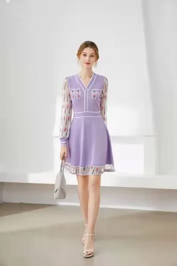 New High Quality Long Sweater Dress 2021 Spring Summer Women V-Neck Sexy See Through Patchwork Casual White Purple
New High Quality Long Sweater Dress 2021 Spring Summer Women V-Neck Sexy See Through Patchwork Casual White Purple