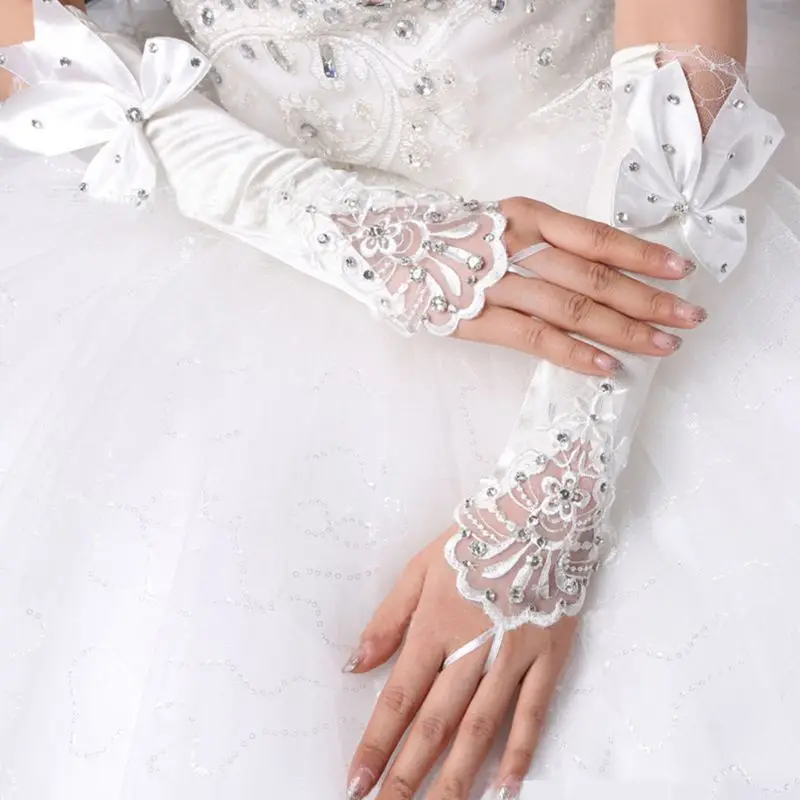 Wedding Long Fingerless Gloves Floral Lace Splice Bow Rhinestone Satin Mittens
Wedding Long Fingerless Gloves Floral Lace Splice Bow Rhinestone Satin Mittens