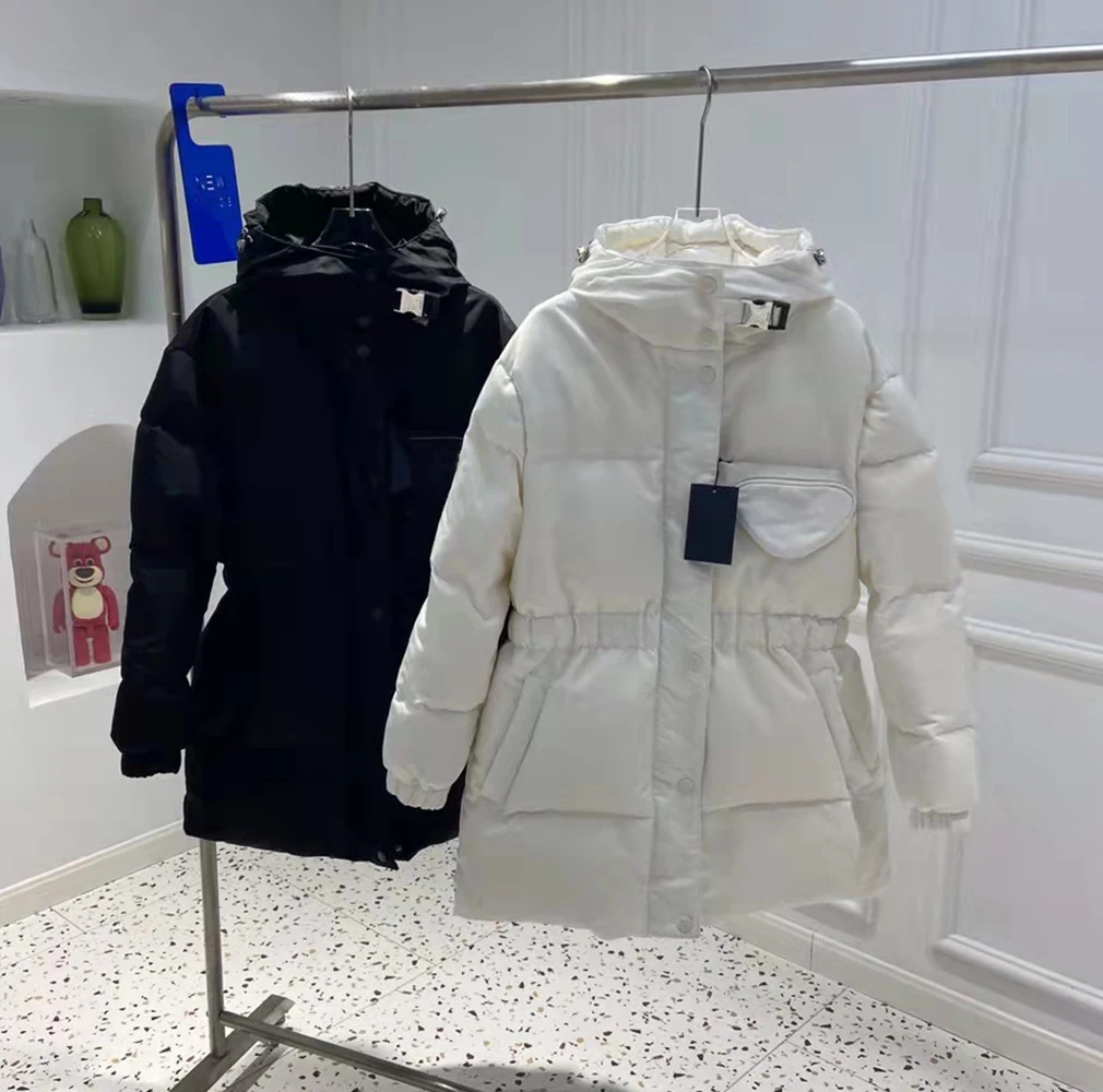 Новинка Осень-зима 2021, Теплый Женский пуховик средней длины на белом утином пуху с капюшоном и поясом 
Новинка Осень-зима 2021, Теплый Женский пуховик средней длины на белом утином пуху с капюшоном и поясом