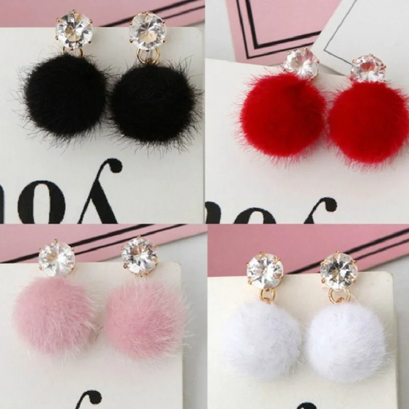Korean Version Of Simple Short Hairy Ball Rhinestone Earrings Female Fashion College Style Party Accessories
Korean Version Of Simple Short Hairy Ball Rhinestone Earrings Female Fashion College Style Party Accessories